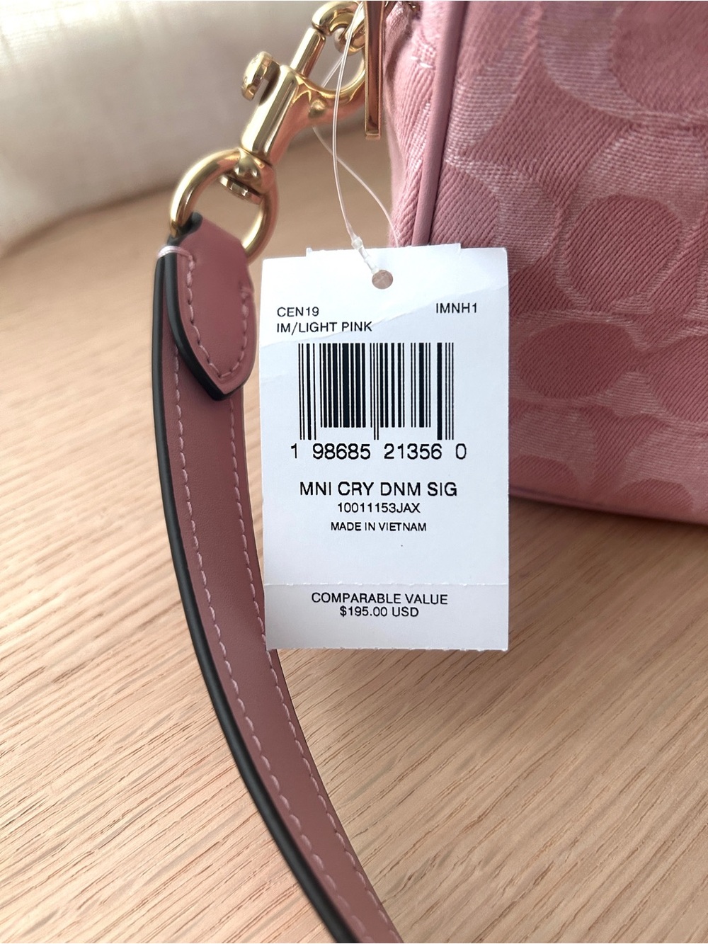 NWT💗Coach Mini Carey Crossbody Bag
Light Pink Signature Denim CEN19 Shoulder - Picture 8 of 11